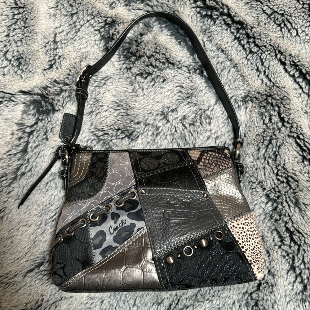 Y2K Mini Coach Patchwork Purse - Picture 13 of 16